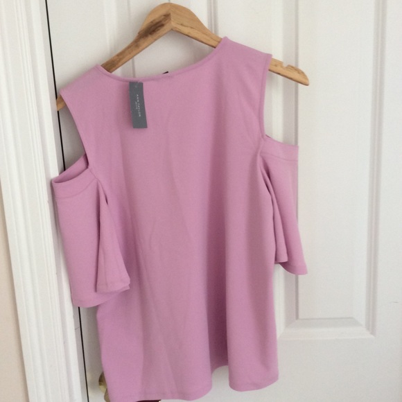 Ann Taylor cold shoulder top - Picture 5 of 6